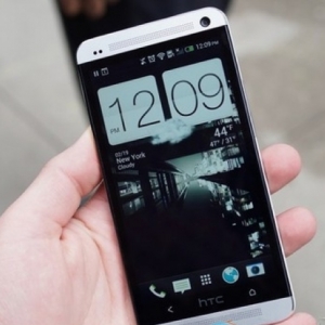 ҪЂ(g)ԣHTC One ۃr(ji)3488Ԫ
